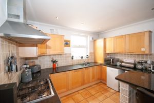 Kitchen- click for photo gallery